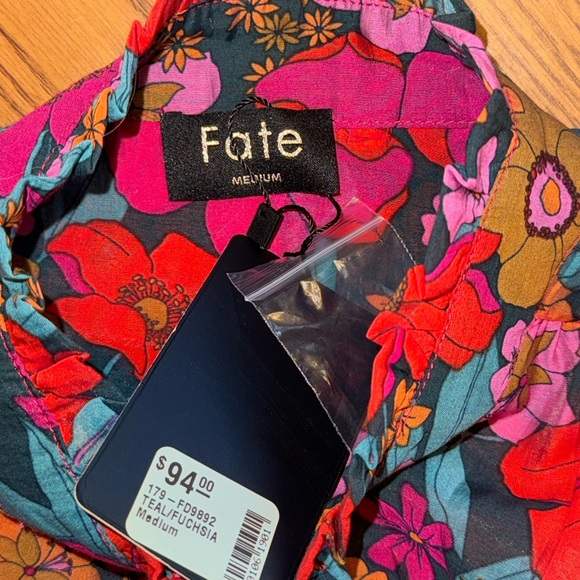 Fate NWT Full in Bloom long balloon sleeve ruffle button down tie waist dress, M - Picture 10 of 11